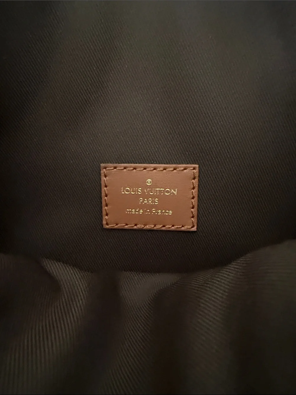 Louis Vuitton excellent louis